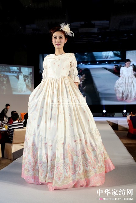 愛(ài)生活?lèi)?ài)未來(lái)卡撒天嬌發(fā)布2013秋冬新品