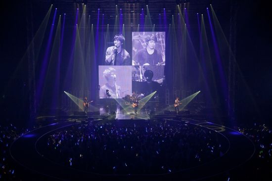 CNBLUE�����׳�΢��ף���Ը߿����