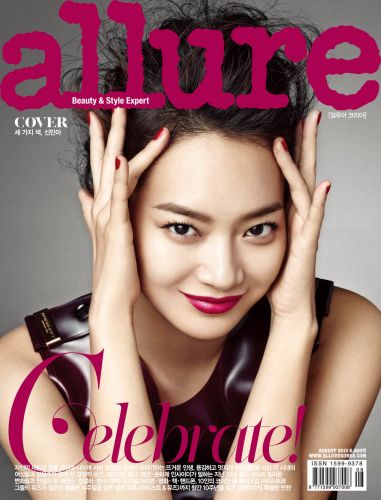申敏兒登《ALLUREKOREA》封面展多種魅力