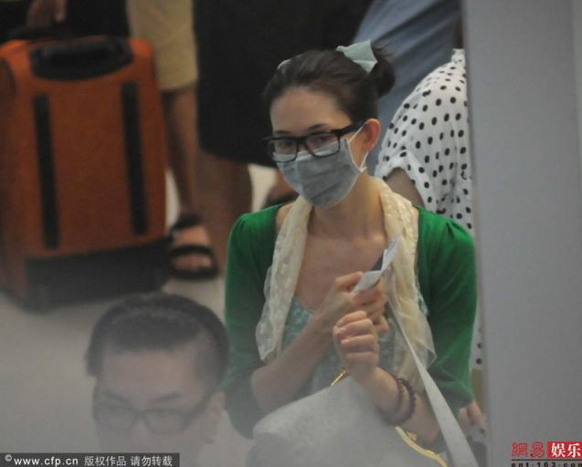 ��־����F�����C��