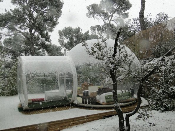 睡在水晶球里法國的泡泡度假村(一)