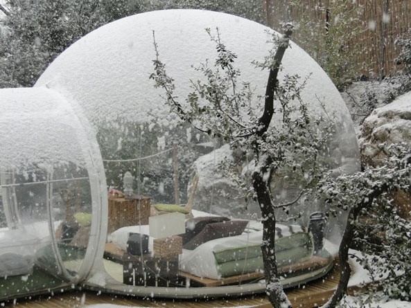 睡在水晶球里法國的泡泡度假村(一)