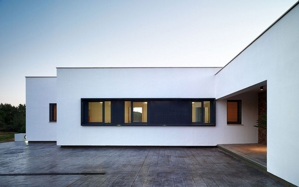 田園質樸風格的西班牙住宅(3)