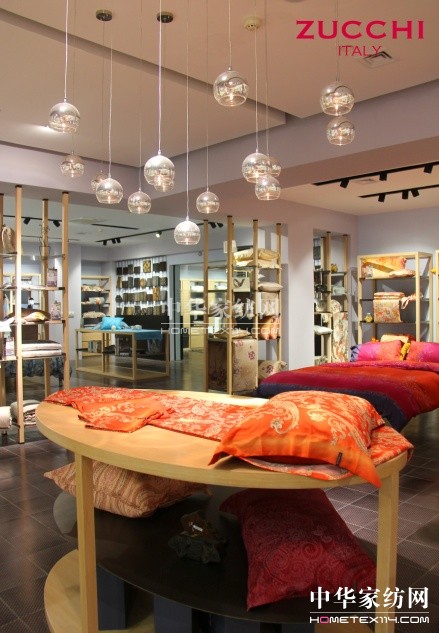 ��ʽ�Ҽ�ZUCCHI��Ş���_�R�ҾӏV���_�I