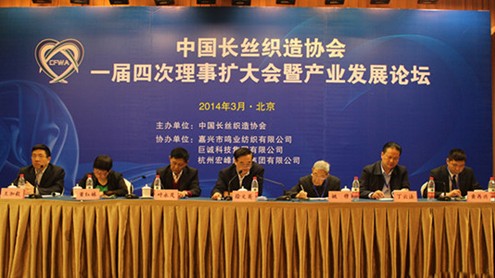 �L�z���fһ���Ĵ����U����ھ����_