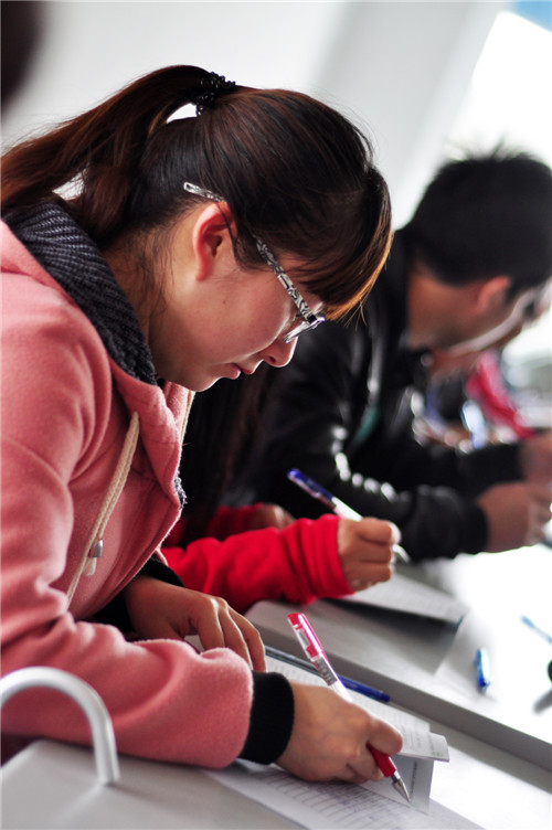 �Ϸ����(li��n)��ɽꖰ�ȫ�k���_��ȫ���a(ch��n)��Ӗ(x��n)