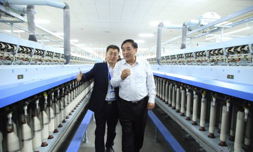 王天凱參觀(guān)如意科技時(shí)尚產(chǎn)業(yè)園