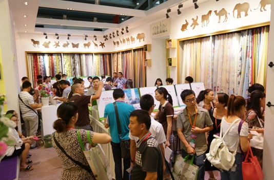 雙輪驅(qū)動(dòng),“家居中國(guó)”美麗綻放