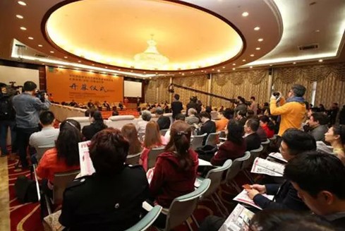 黃錦權:引進國際大獎帶動行業水平