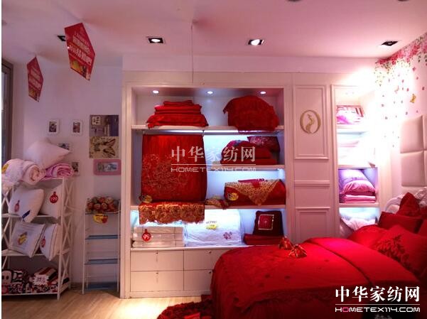 �Ϻ��P�˼Ҽ��M�v������ͨ