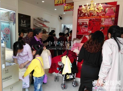 �z���D�Ҽ��ɽ�С��ɽ��ʢ���_�I