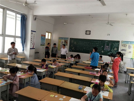 雨蘭2016“家紡消費(fèi)及品牌運(yùn)營研討會”首站—-河南站現(xiàn)場觀摩