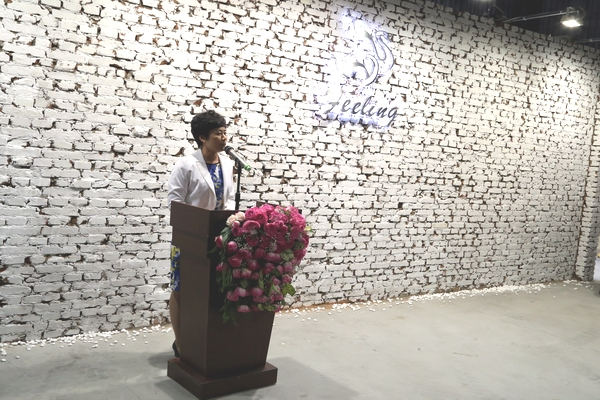 ���`����Ҋ(ji��n)����----FEELINGƷ�ưl(f��)����(hu��)�ڱ��������(gu��)�Hˇ�g(sh��)�@�^(q��)�e��