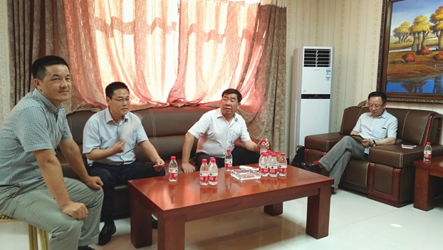 �Ҽ��f�����½�������������˹�����ǿ���