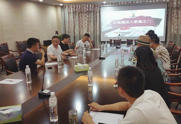 �Ҽ����Ҿߡ���̺���ИI��Ԓ ���������ں���ģʽ