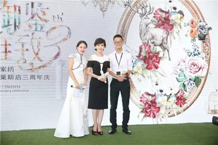 �w��֥�@�G���಩��Ҽ�����ɼ���W���R˹���u��������F(xi��n)��