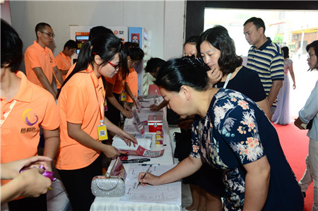 ���Mԭ���OӋ�Ǖr�� ��ͩ�}ȫ�����ϻ��ˆ���