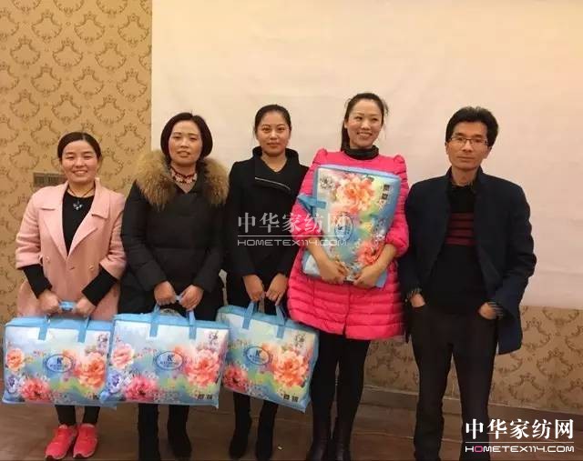 �Pʢ�Ҽ�����������Ӣ�R����ɽ�������@��������