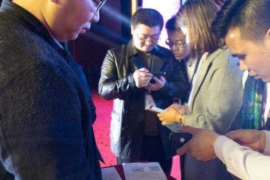 B͸īˮQ(sh)aӡ¶סʹc