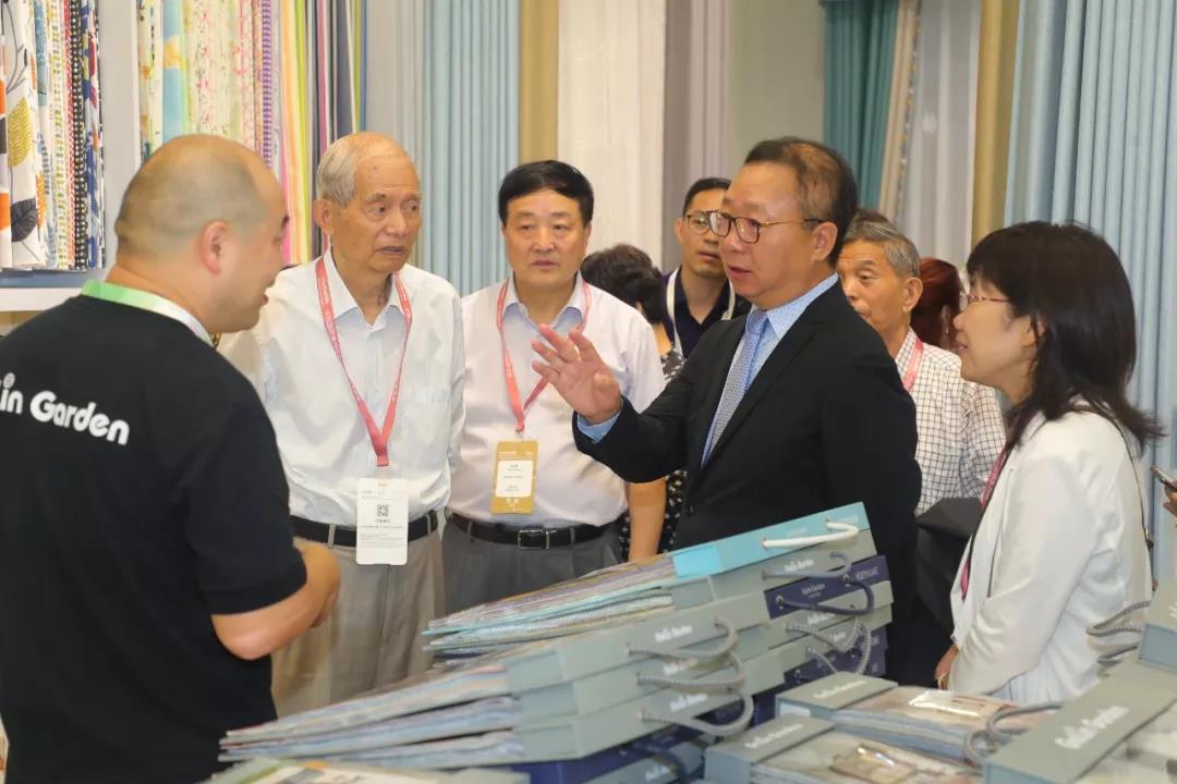 25dδk--2019ﶬҼչڇҕչģϺA_Ļ