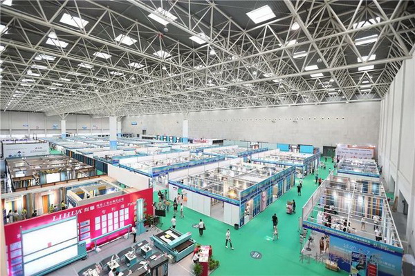 “云絲路、涌品牌、迎融合”柯橋首展--2020柯橋窗簾布藝展開(kāi)幕