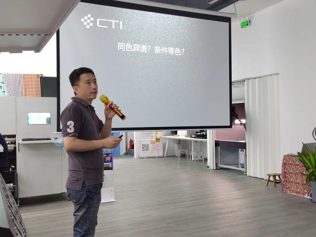 ��ʼ���Ʒ���aӡˇչʾ���ĳɹ���Ļ���F���l������ذ���Ʒ