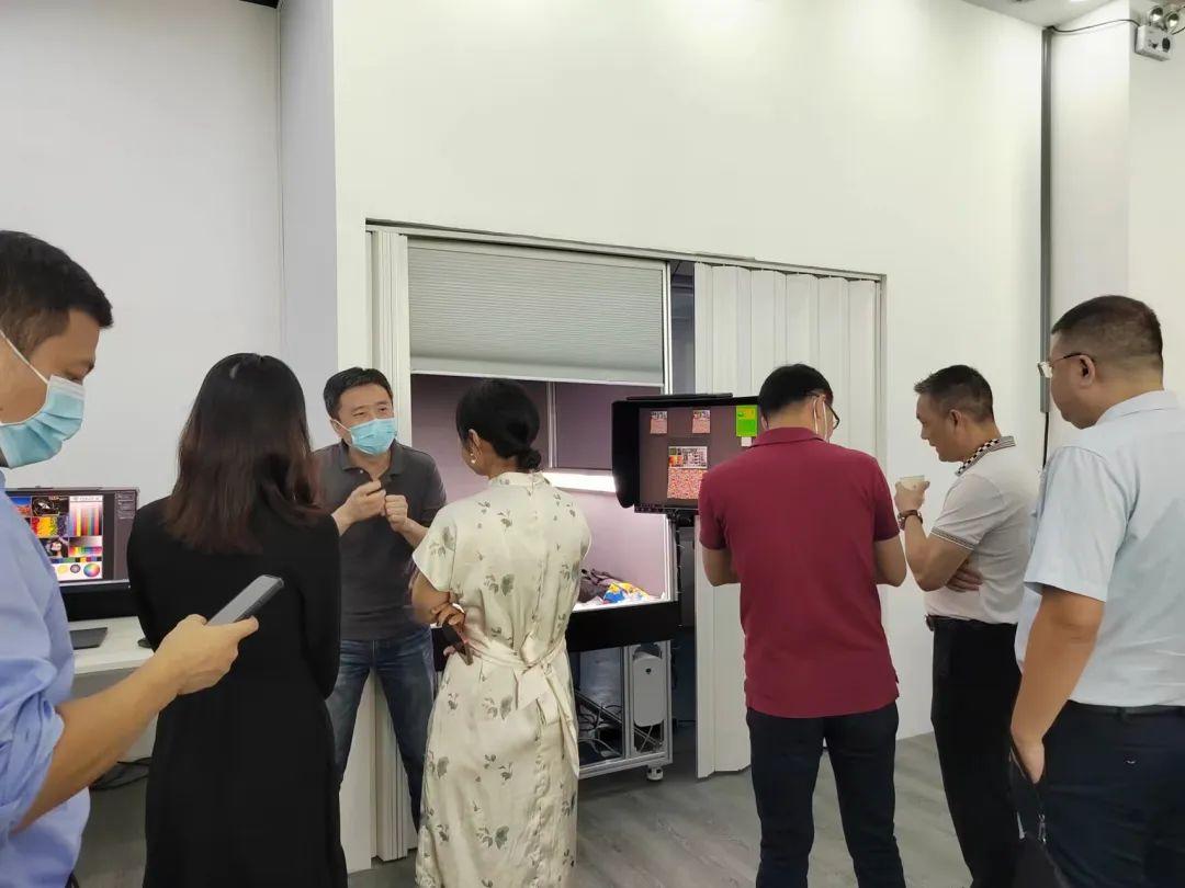 ��ʼ���Ʒ���aӡˇչʾ���ĳɹ���Ļ���F���l������ذ���Ʒ