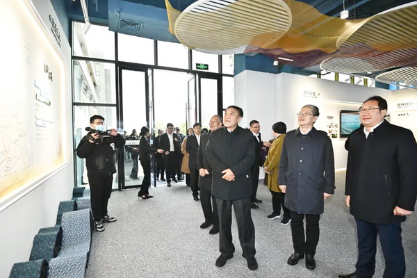 鹽城市紡織染整產業園掛牌&ldquo;中國紡織行業兩化融合工作基地&rdquo;