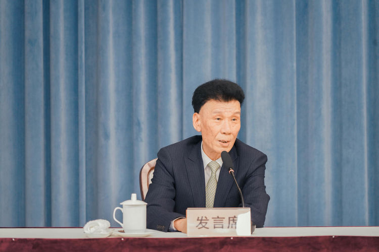 陸大榮：聽黨話跟黨走，民營企業大有作為 &mdash;&mdash;在蘇州市服裝業商會二屆二次會員大會上的發言