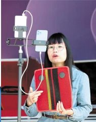 2023中國（晉州）紡織服裝博覽會暨中國服裝數智化轉型萬里行高峰論壇成功舉行