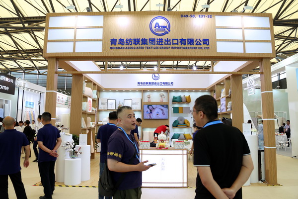 山東292家企業齊聚31屆華交會，青島家紡展團大放異彩