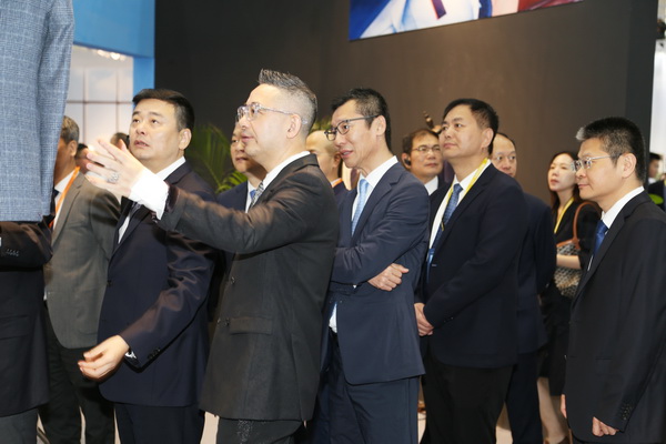 &ldquo;潮涌東方、風(fēng)尚寧波&rdquo;--2023寧波時(shí)尚節(jié)暨第27屆寧波國(guó)際服裝節(jié)盛大啟幕