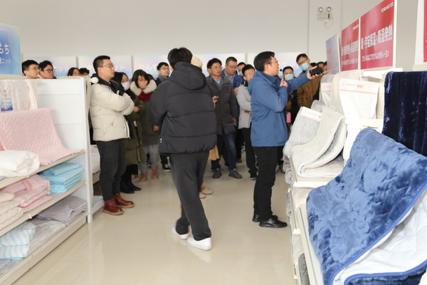 中家紡領導調研青島家紡龍頭企業--眾地家紡