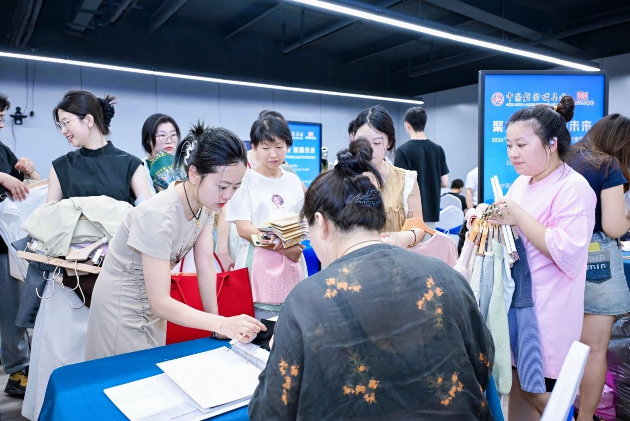 向世界問好！&ldquo;中國時尚女裝面料第一站&rdquo;榮耀啟航