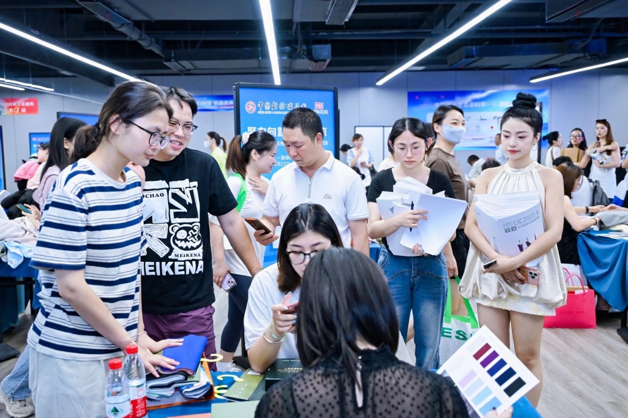 向世界問好！&ldquo;中國時尚女裝面料第一站&rdquo;榮耀啟航