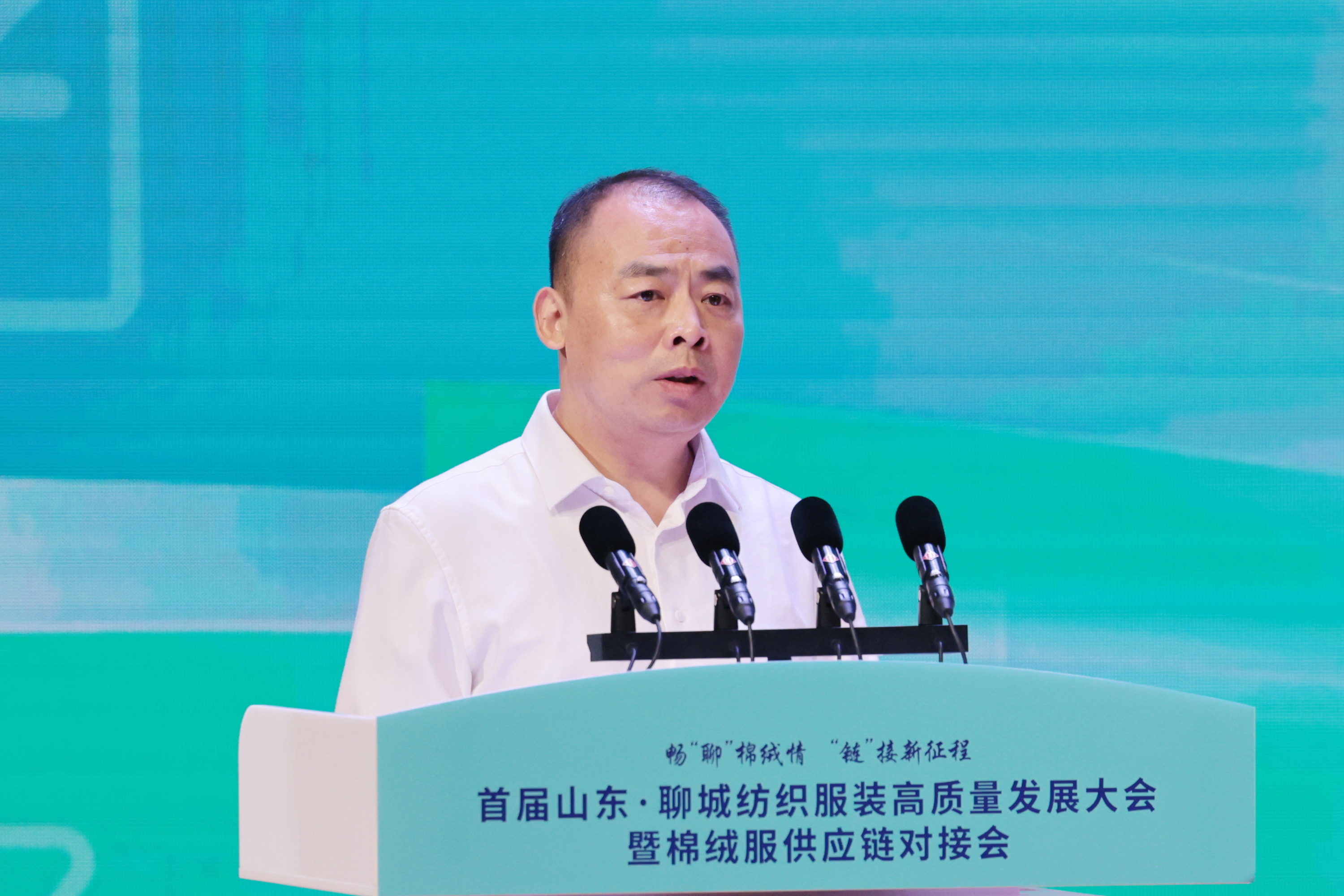 聊城市委組織部常務副部長  丁耀偉