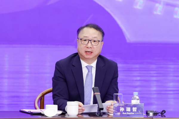 2024全球知名企業圓桌會議共商培育新質生產力