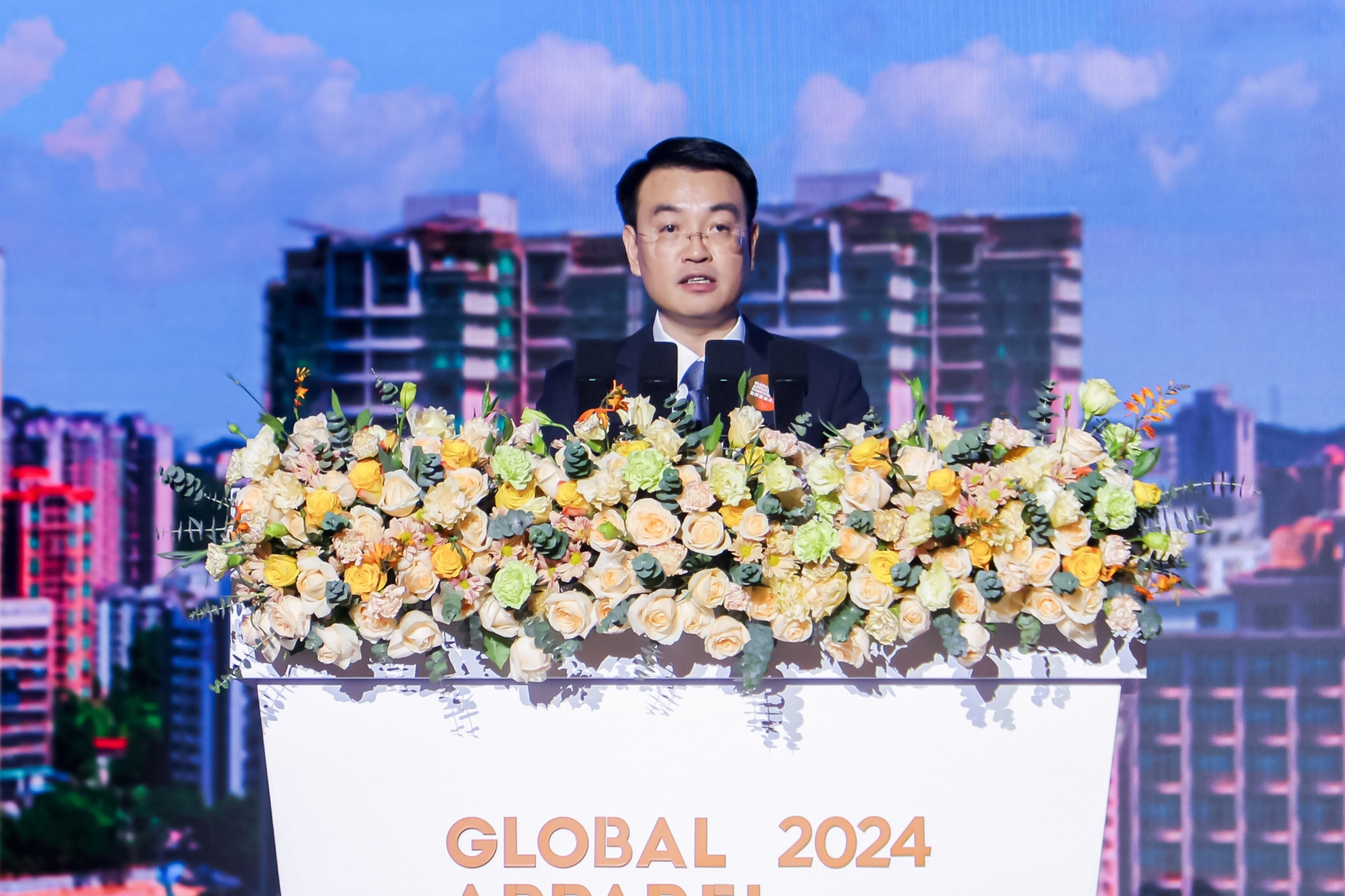 “融和”20個國家和地區服裝精英,2024世界服裝大會在東莞虎門開幕