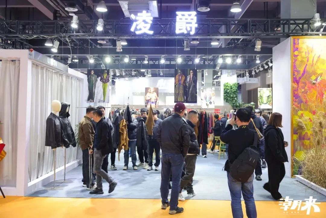 以第二十八屆（2025）&ldquo;真皮標志杯&rdquo;設計大賽初賽、潮來&middot;必訂&mdash;&mdash;設計版權交易會、2025海寧優材&middot;新質聯盟聯合展、潮來課堂分享沙龍等系列活動為支點，&ldquo;海寧時間&rdquo;再一次撬動千億時尚產業的澎湃動能。