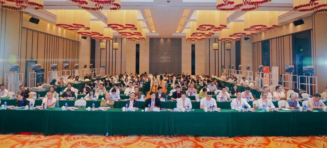 拓展國內市場,深化協同共贏!?2025“絲路柯橋·布滿全球”對接會走進長沙