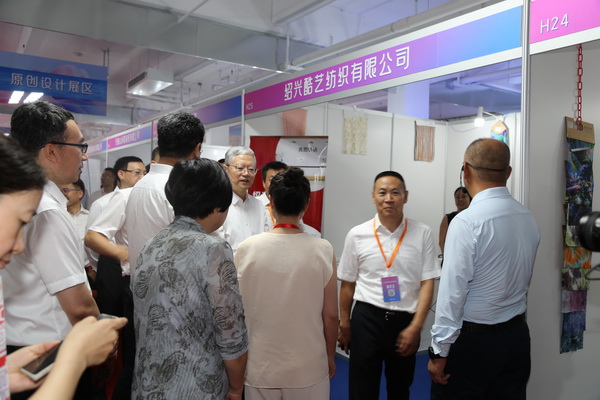  中華紡織網面輔料展區成功舉辦推介會，新材料、新工藝 助力興城泳裝產業升級