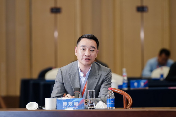 開放競合 共鏈未來--2025知名企業家圓桌會議擘畫紡織產業新格局